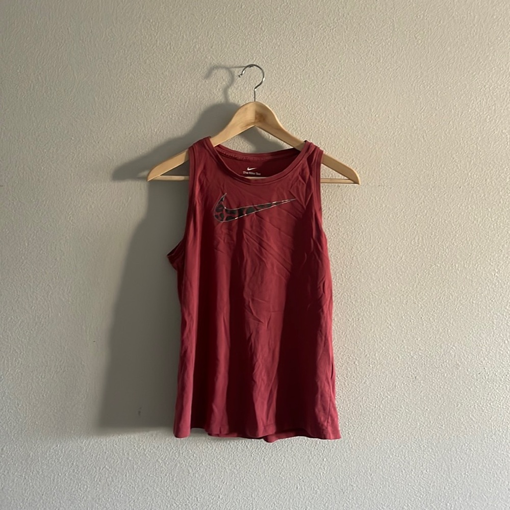 Nike Tee - Size Small